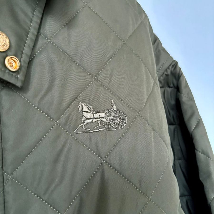 ::CELINE:: 軍綠色輕薄尼龍絎縫獵裝金釦馬車刺繡夾克 36號-14
