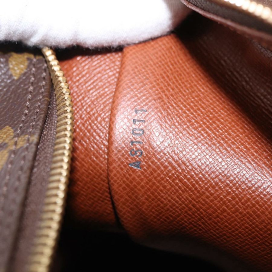 【日本直送】路易威登 Monogram Boulogne 30 肩背包 M51265 LV Auth 186621A-10
