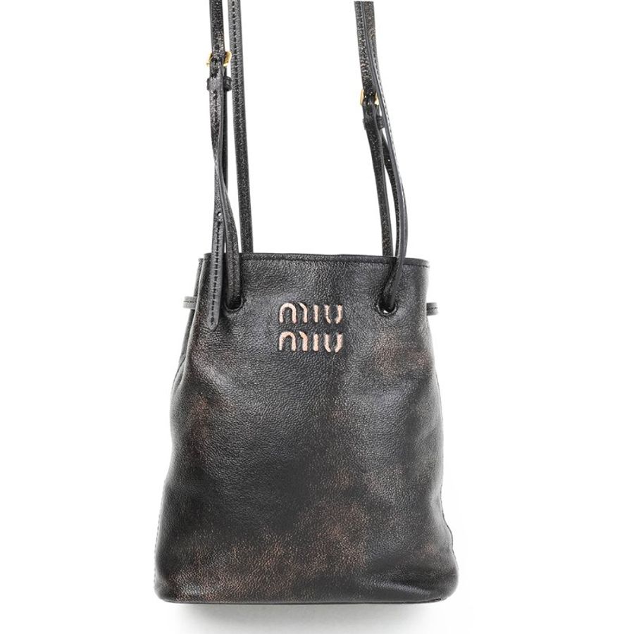 🖤 鑒定師的收藏 🖤 MIU MIU Nappa Leather Pouch 復古做舊抽繩雙肩帶迷你水桶包 納帕羊皮 福袋包-7