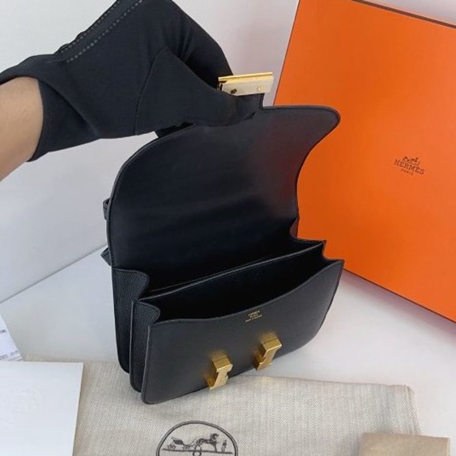 Hermes愛馬仕 Constance19 黑金迷你 E皮-10