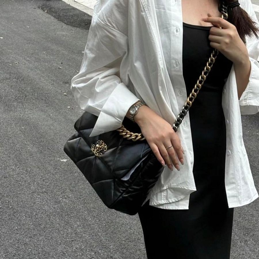 CHANEL 19 黑色 小羊皮 金釦 金銀鍊 30cm 手提 斜挎 中型 口蓋包 AS1161-1