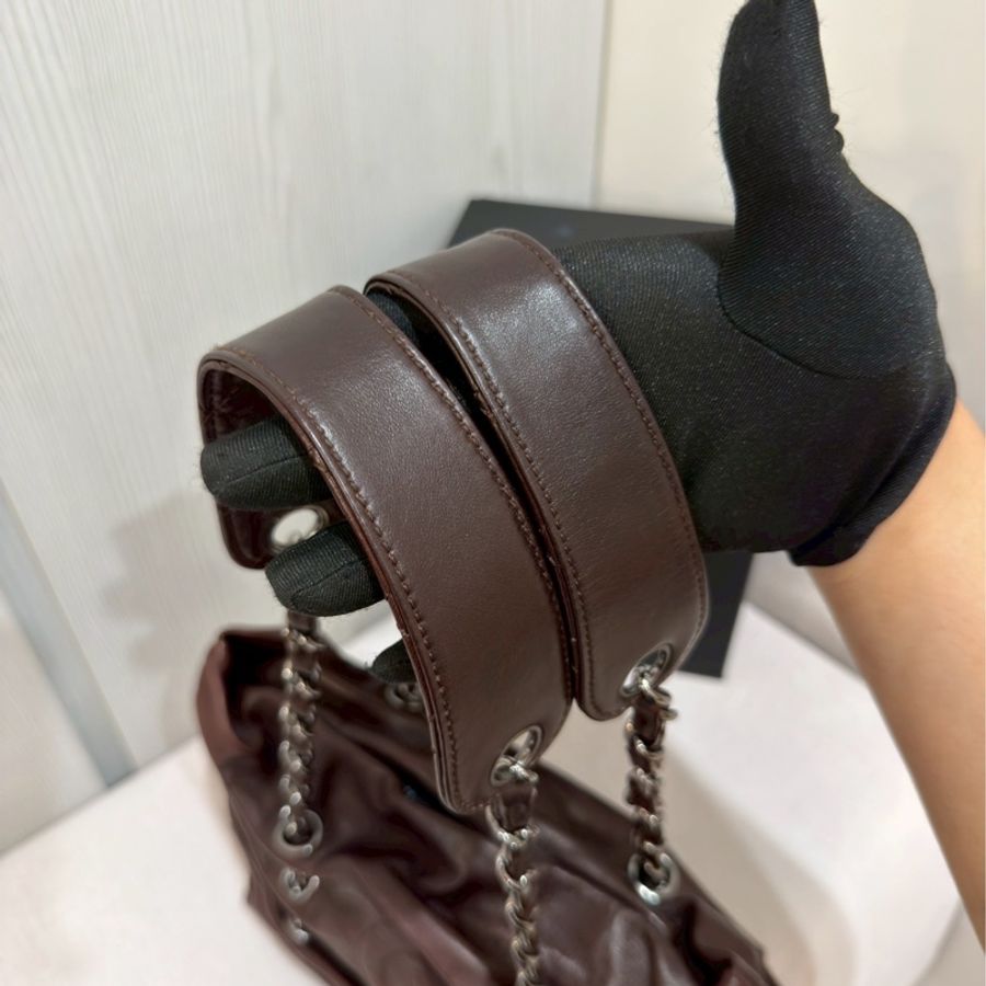絕美氛圍感🤎Chanel香奈兒漸變皺摺毛毛蟲鏈條包手提單肩斜挎包-15