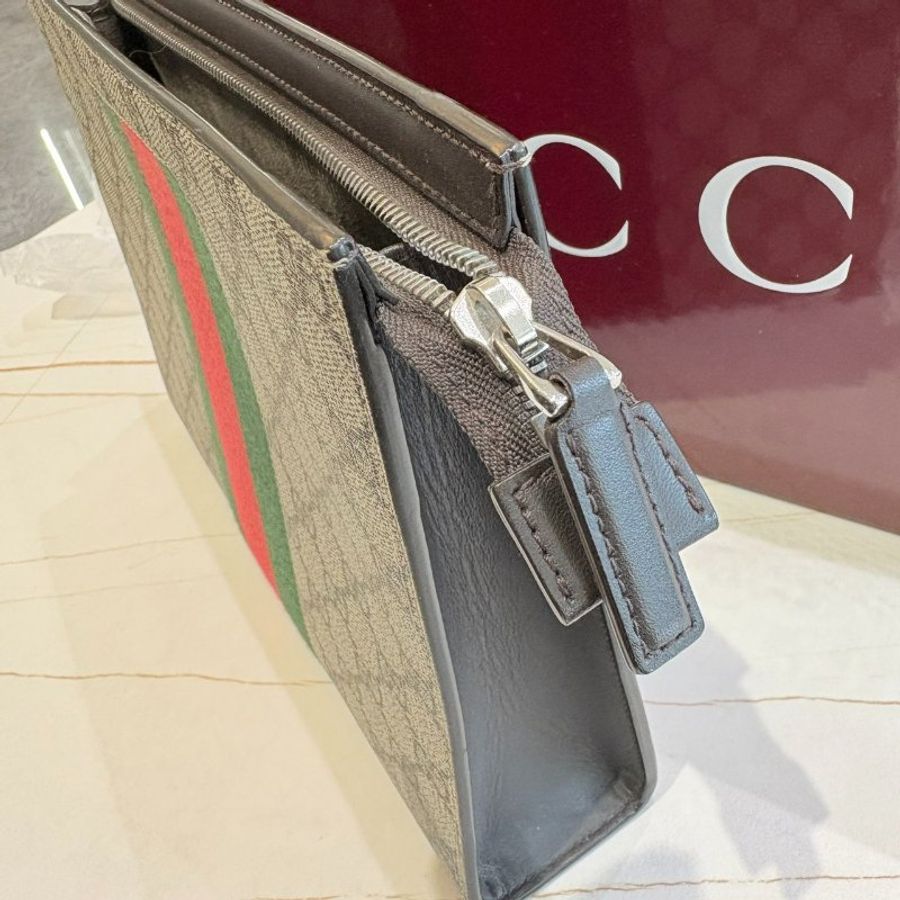 *SHIHNA名牌精品*Gucci GG Supreme 帆布織帶手拿包-3