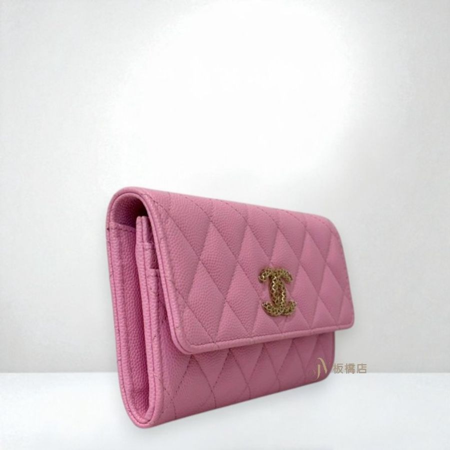 JS1452-Chanel 粉荔枝牛皮鏤空雙C LOGO下蓋中夾AP3183-3