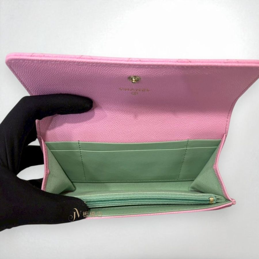 JS1452-Chanel 粉荔枝牛皮鏤空雙C LOGO下蓋中夾AP3183-5