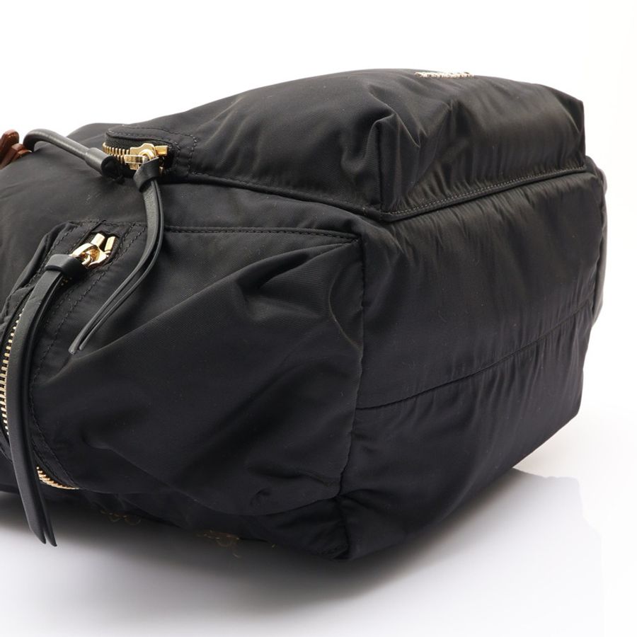 後背包 黑色尼龍【BURBERRY 巴寶莉】 40166241-10