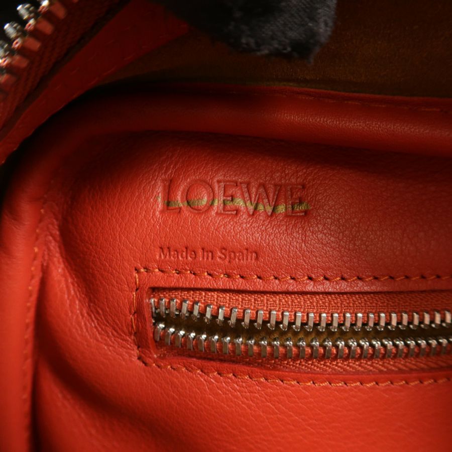 LOEWE 牛皮皮革Amazona Hand Bag手挽袋-5