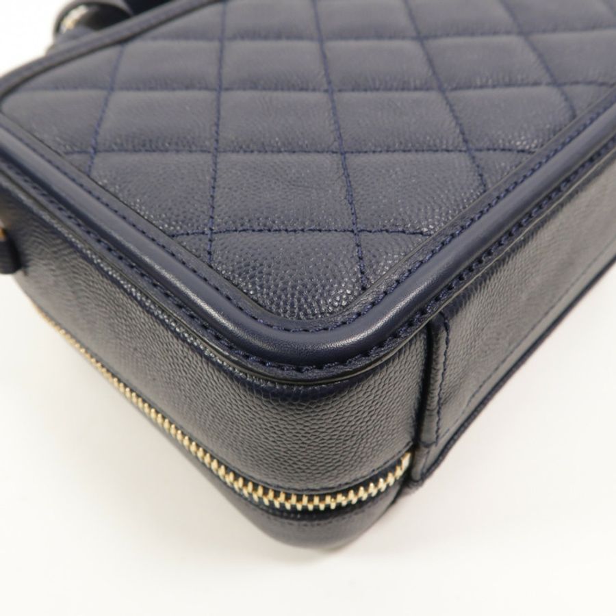CHANEL 牛皮皮革Filigree Vanity Case鏈帶手挽肩背兩用袋-15