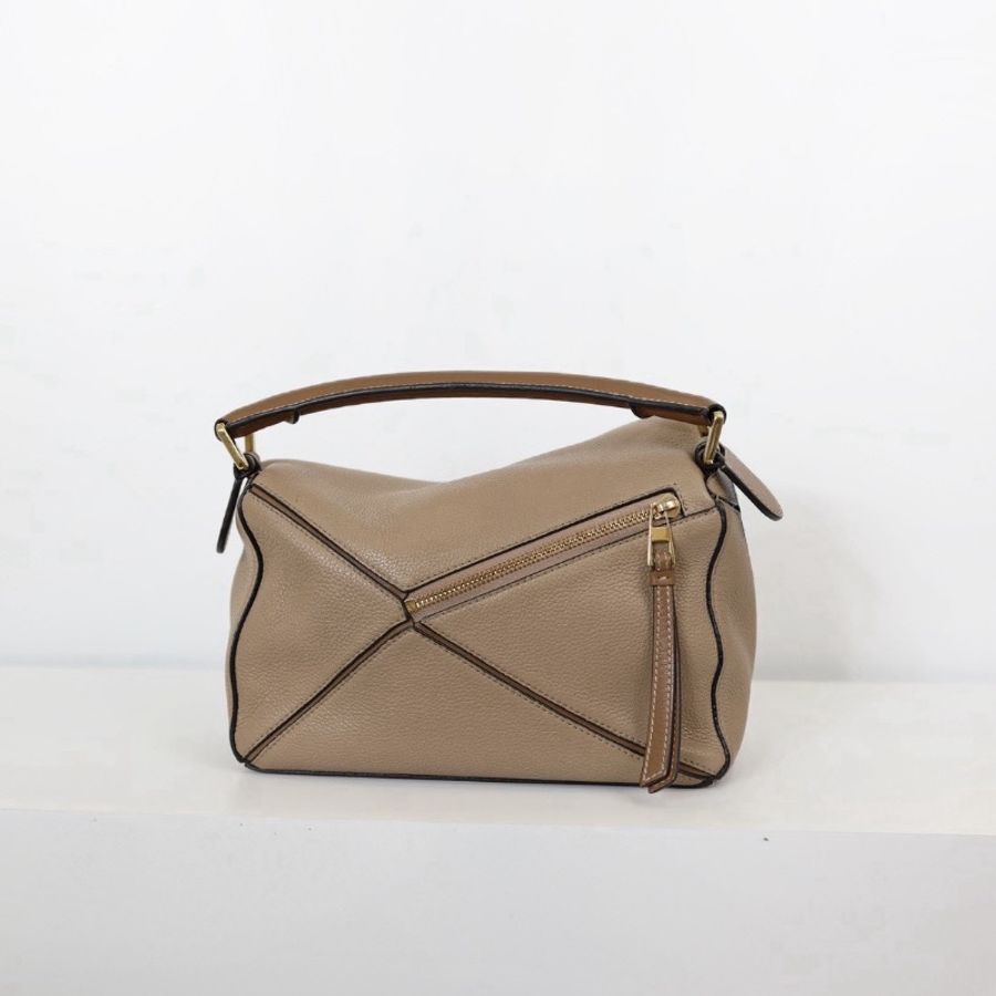 二手Loewe Puzzle Small 沙色款-4