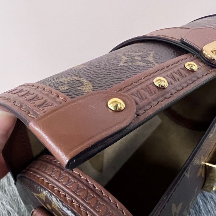 LV 原花金釦Papillon Trunk巴比龍肩斜背包-9