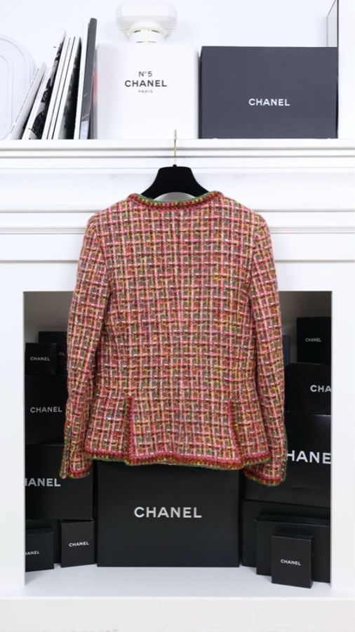Chanel 01年糖果色粗花呢木质纽扣上衣外套-1