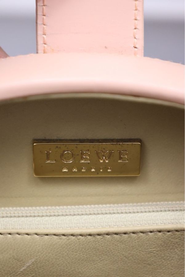 Loewe博物馆粉色暗纹圆蛋蛋手提包-7