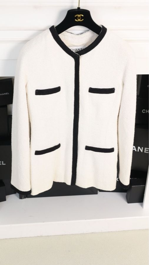 Chanel 98年度假系列黑白滚边刺绣cc四口袋外套-2