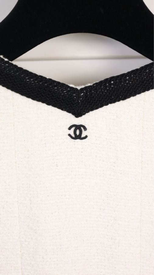 Chanel 98年度假系列黑白滚边刺绣cc四口袋外套-5