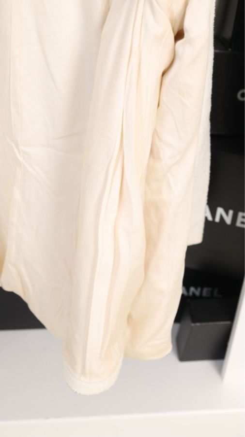 Chanel 98年度假系列黑白滚边刺绣cc四口袋外套-9