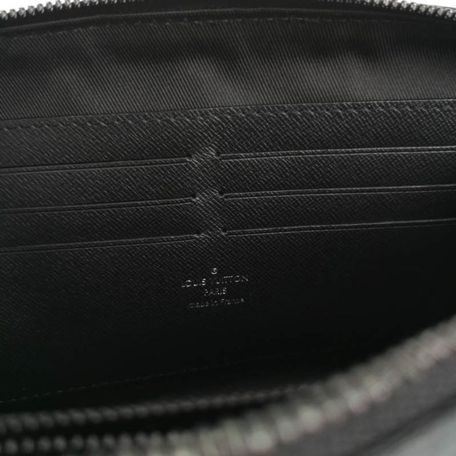 Louis Vuitton (LV) Trunk黑色牛皮Monogram印花斜背包單肩包晶片款-7