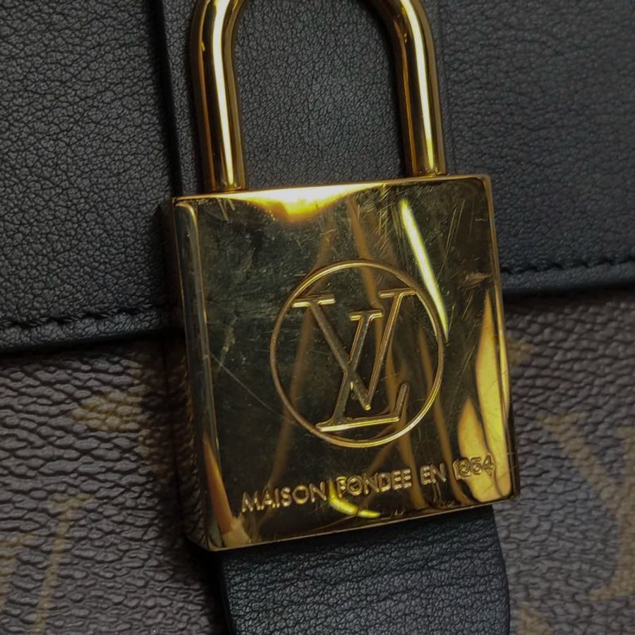Louis Vuitton (LV) LockyBB棕色牛皮老花鎖頭包斜背包單肩包晶片款-10