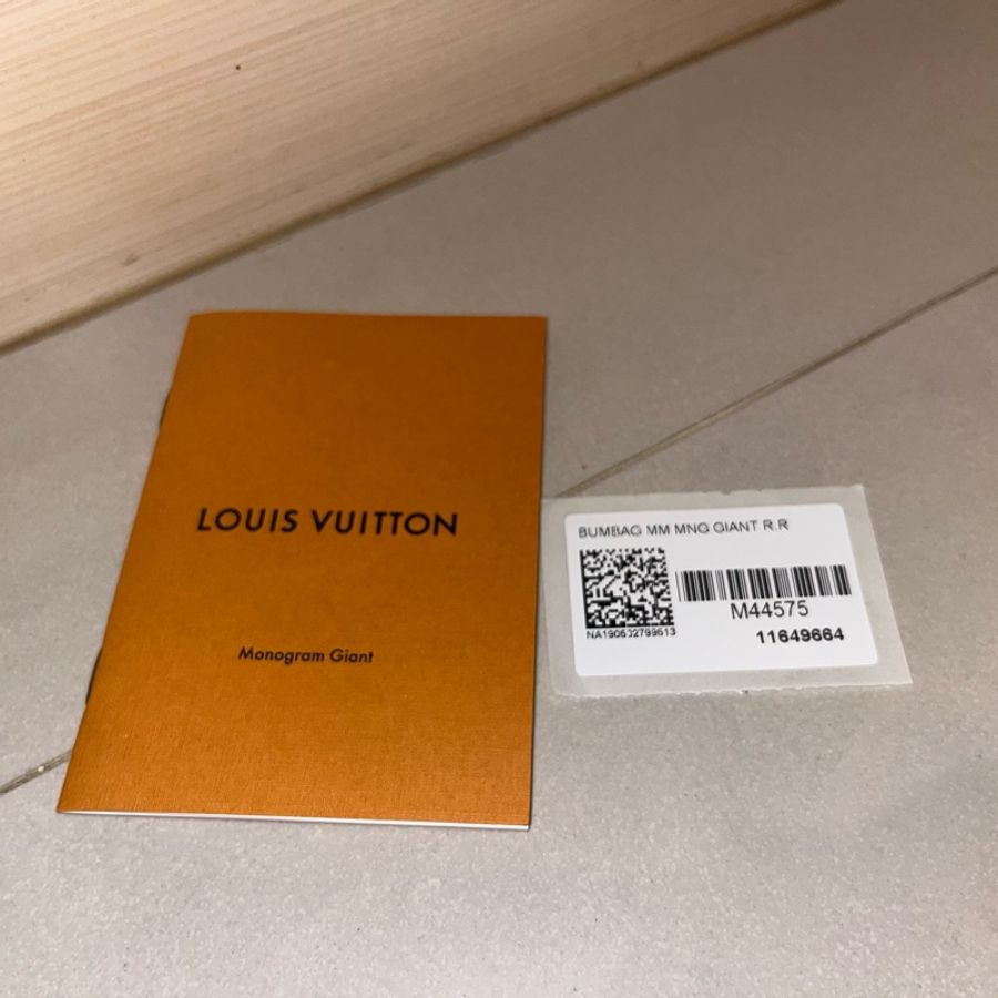 2019 年超限量 Giant Monogram 拼色款（M44575），目前專櫃早已絕版，撞包率極低！-17