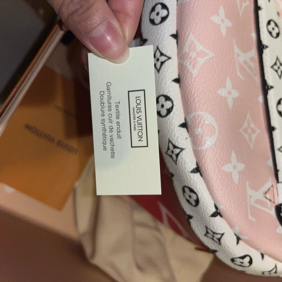 2019 年超限量 Giant Monogram 拼色款（M44575），目前專櫃早已絕版，撞包率極低！-18