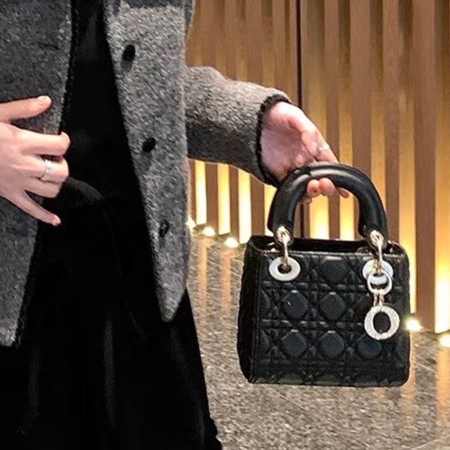 Dior迪奧Lady Dior三格黑銀戴妃包mini🌸-12