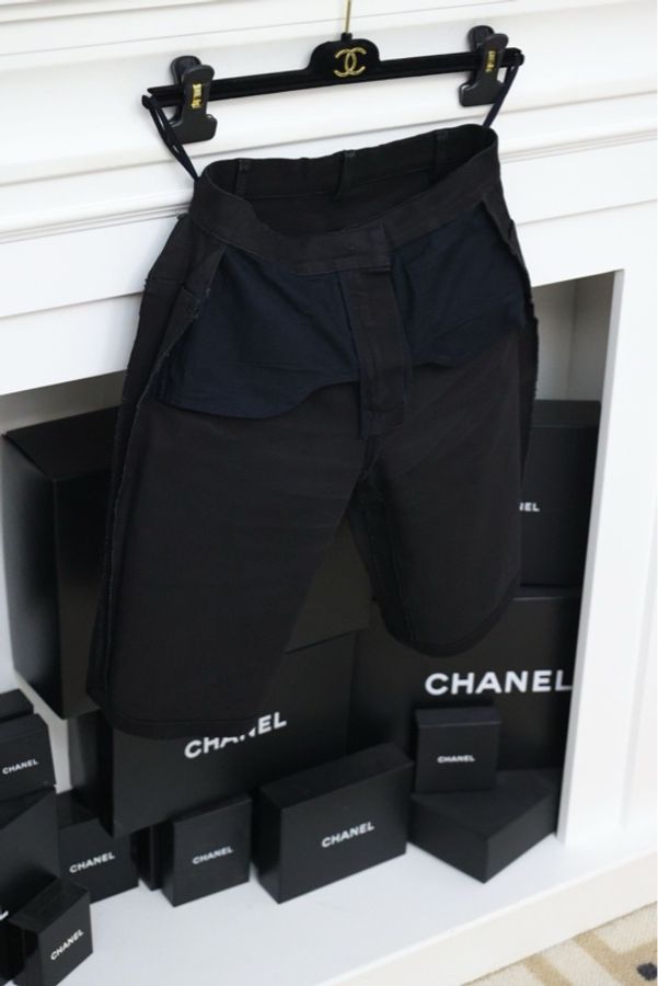 Chanel 06年黑色五分裤短裤-6