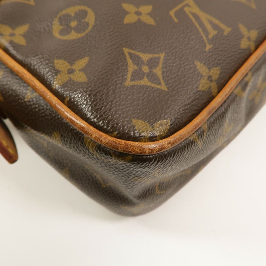 LOUIS VUITTON Monogram Hudson PM肩背袋-12