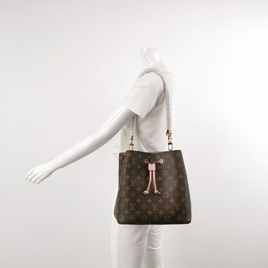 Louis Vuitton (LV) NÉONOÉ中型棕色牛皮Monogram印花抽繩肩背包晶片款-1