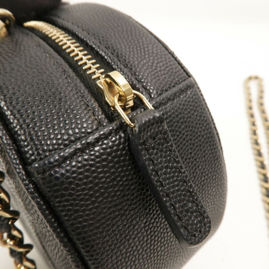 CHANEL 牛皮皮革Round Vanity Case鏈帶肩背袋-14