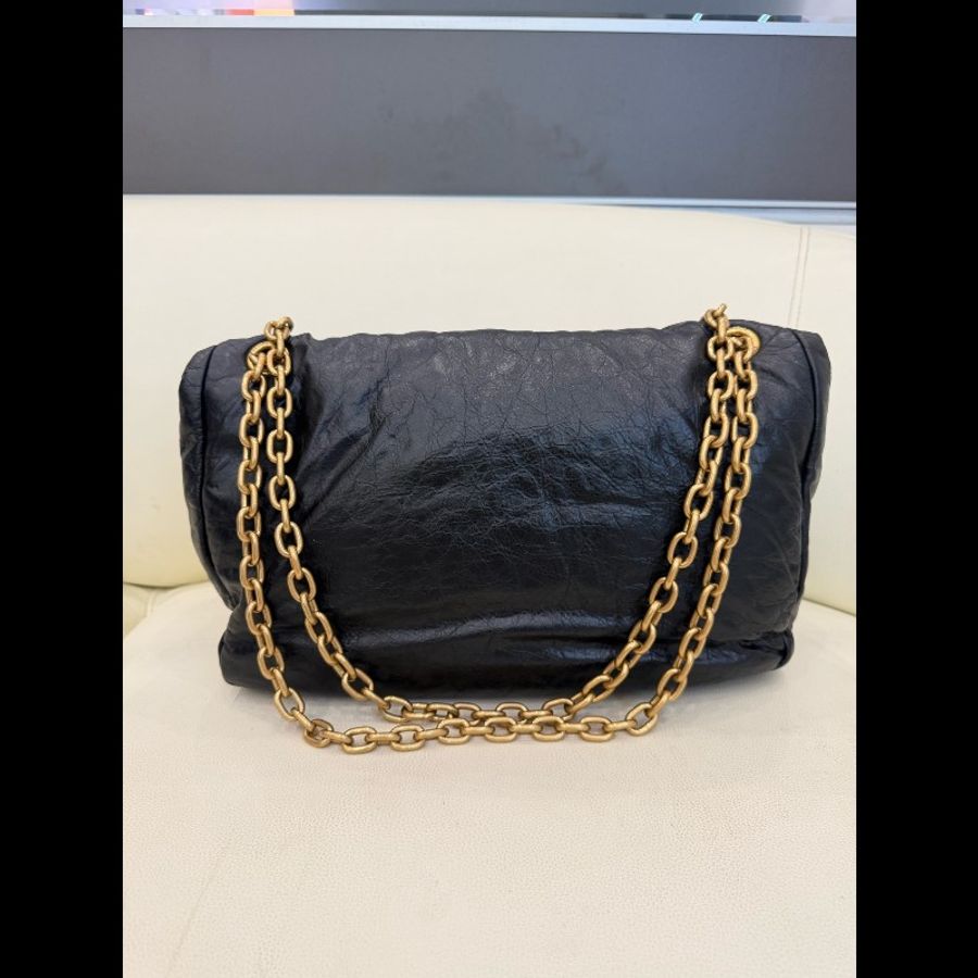 Balenciaga巴黎世家 Monaco 黑金油蠟皮中號鏈條包-1
