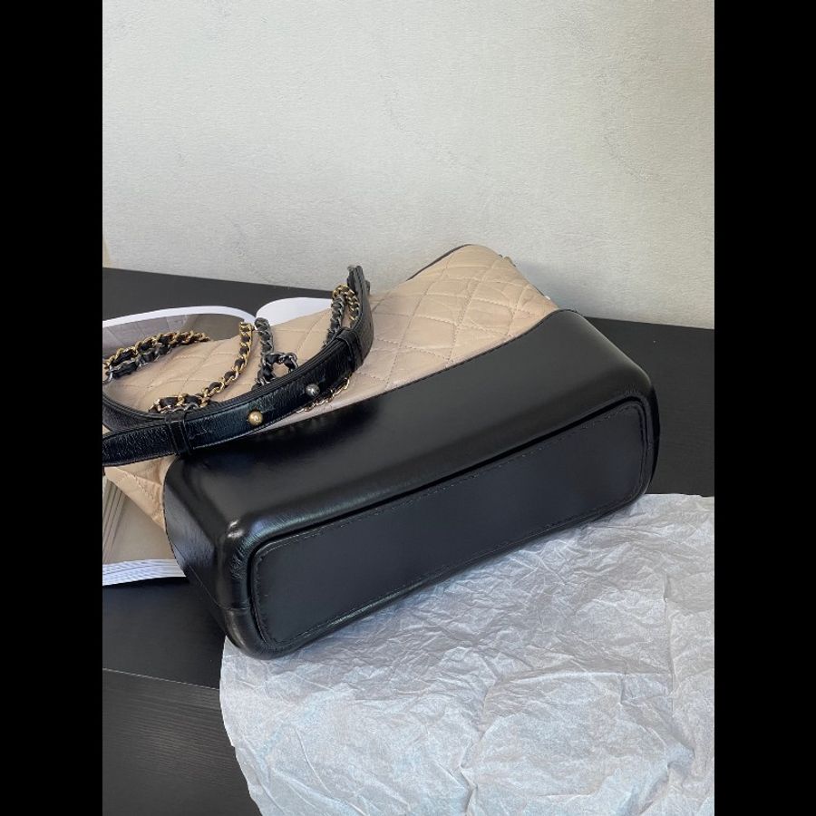 香奈兒/Chanel 復古小牛皮流浪包中號-8