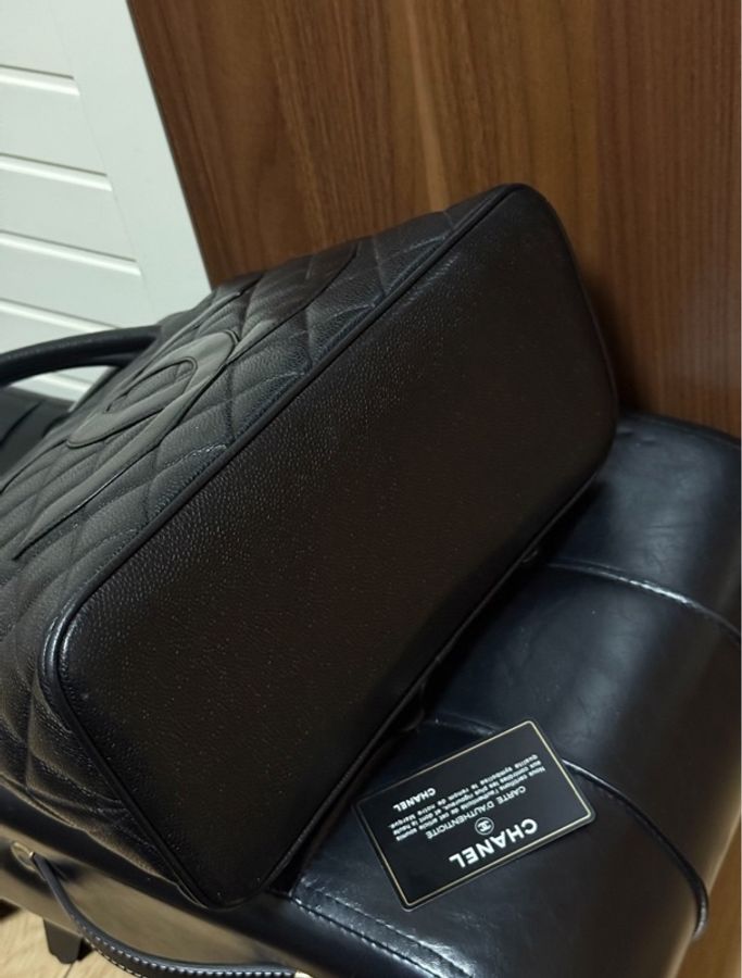【入圍全球50款最值得入手的包包✨】CHANEL Hilton 希爾頓包 熔岩金扣 魚子醬 Tote托特包-11