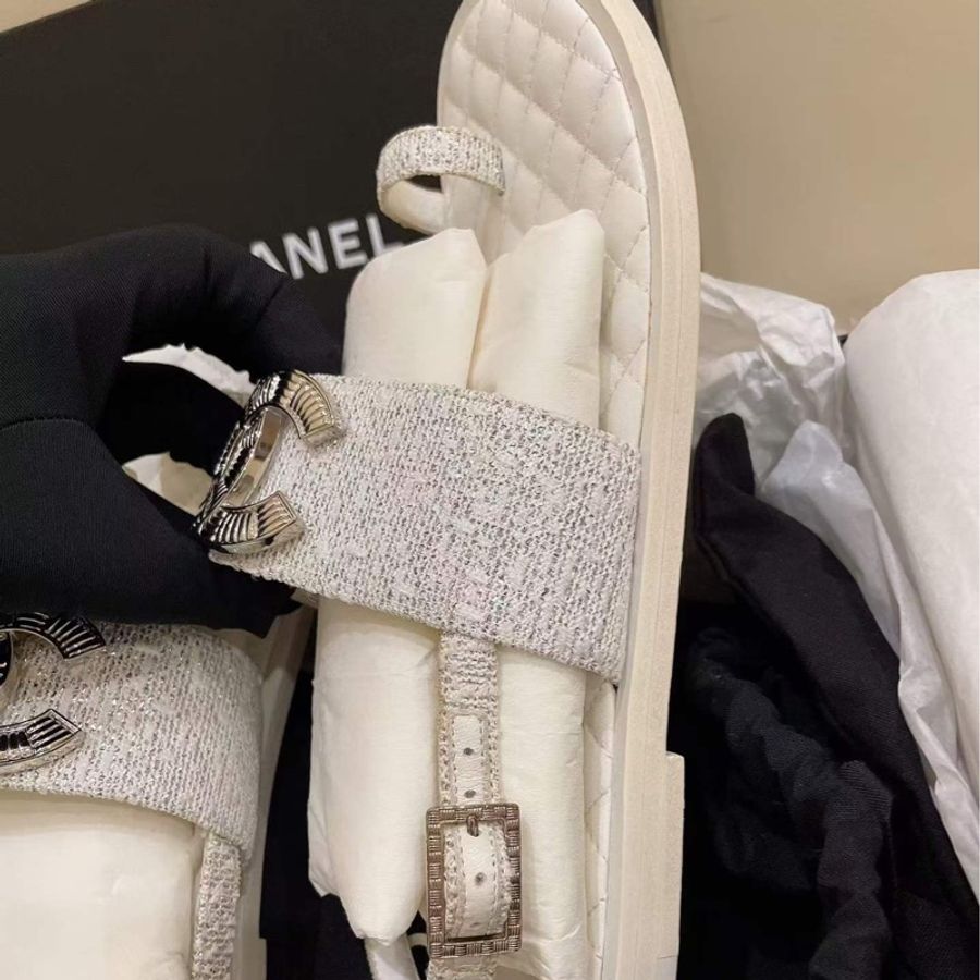 閒置未使用 Chanel 織物雙C大logo涼鞋 39-2
