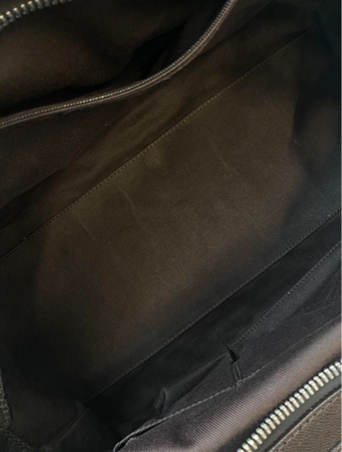 【個酷酷的機車女孩💅🏻與眾不同的香奈兒🤎全網稀有✨】Chanel 棕色做舊多口袋機車包|保齡球包-9