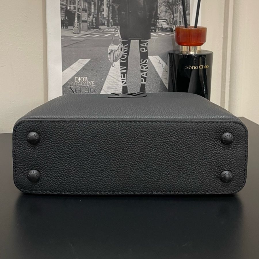 ✨ lv 路易威登LOUIS VUITTON Capucines EAST WEST 橫版卡普辛 迷你磨砂黑啞光牛皮革 單肩包手提包斜挎包 底長22cm-4