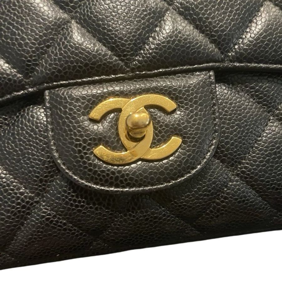 Chanel雙C扣黑金菱格紋鏈條包-13
