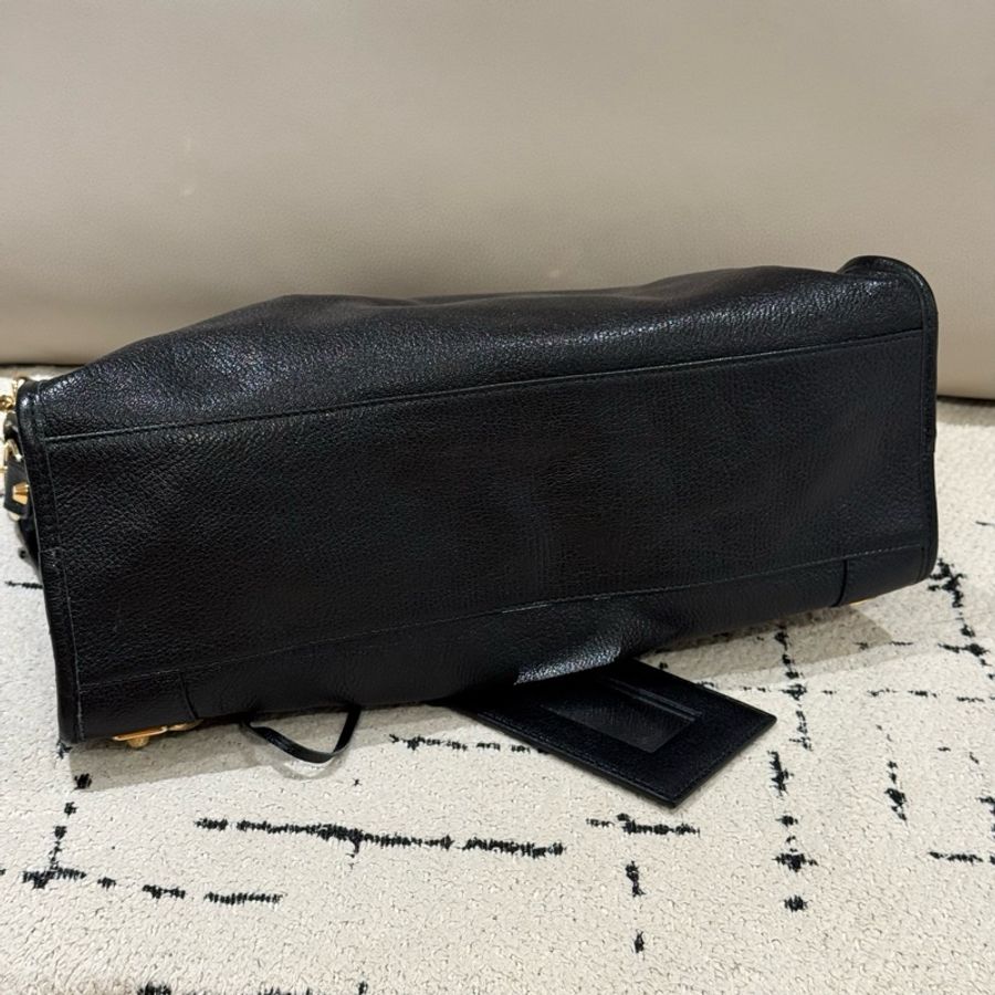 99新Balenciaga 巴黎世家機車包 黑金配色 底長38。-2