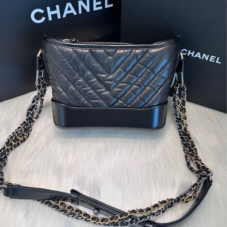 Chanel香奈兒/黑金V紋流浪包小號 28開(有卡)-2
