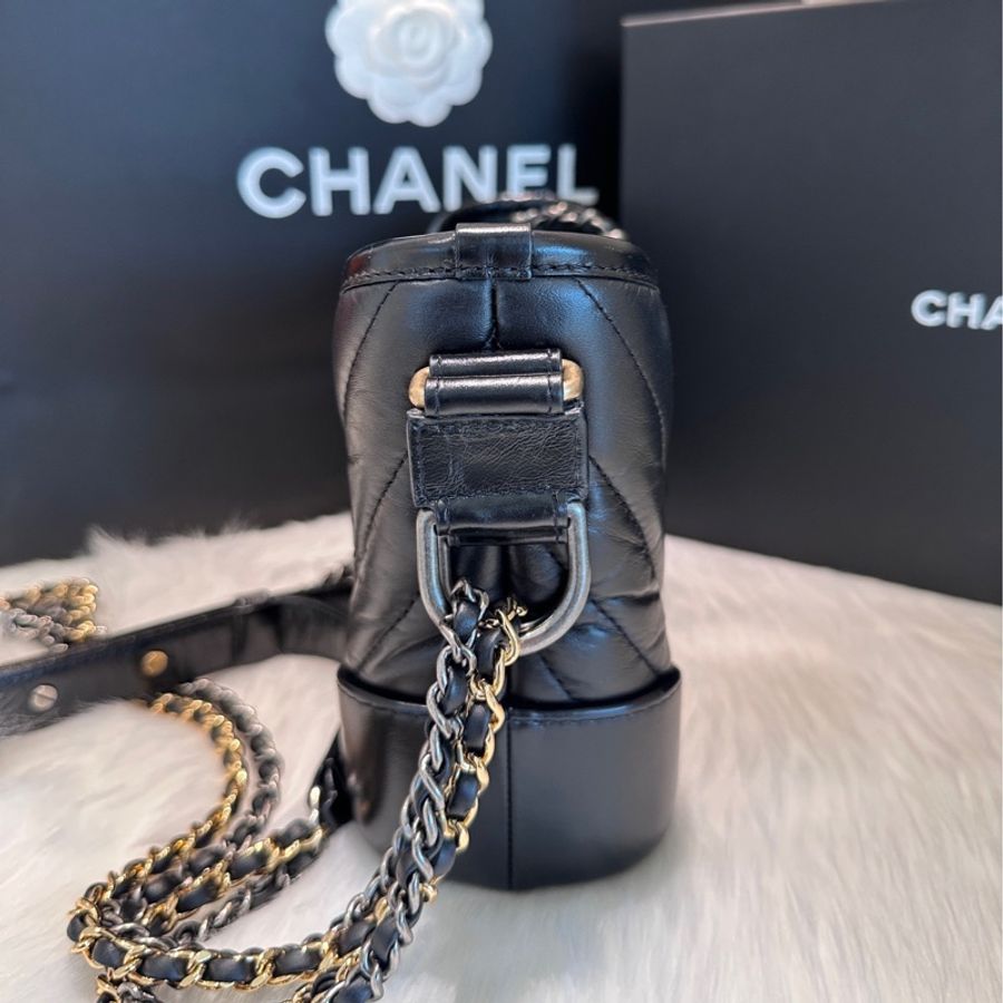 Chanel香奈兒/黑金V紋流浪包小號 28開(有卡)-3