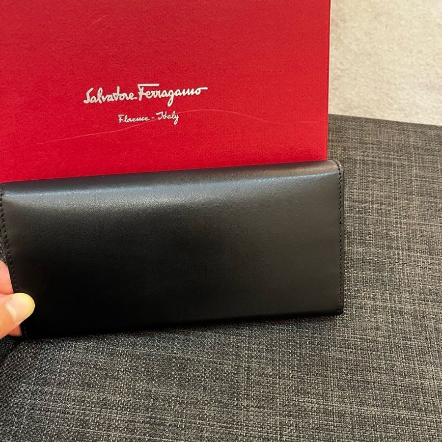 Ferragamo Flower wallet-2