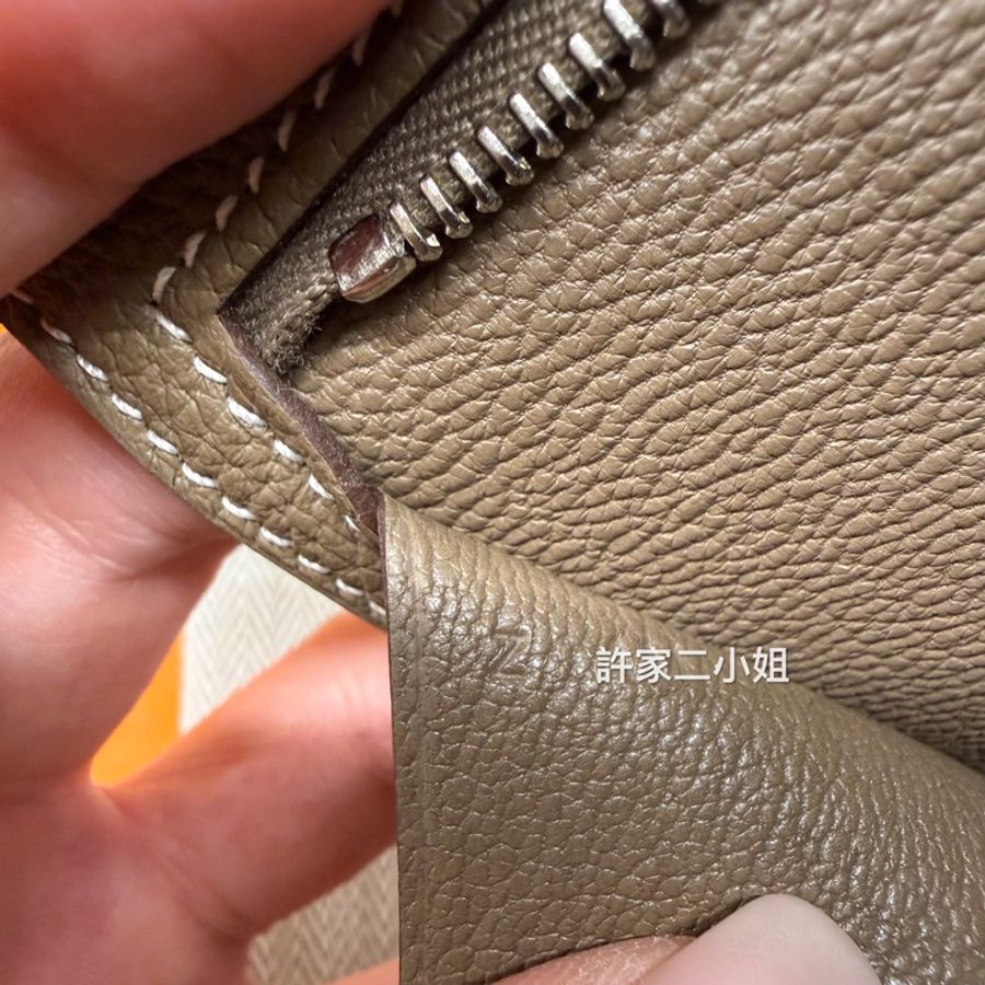 Hermes 99新閒置 大象灰 Birkin25銀扣後加掛小袋 Z刻-12