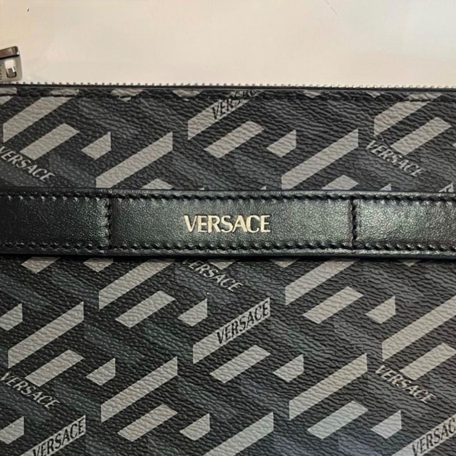 Versace Le Greca clutch-2