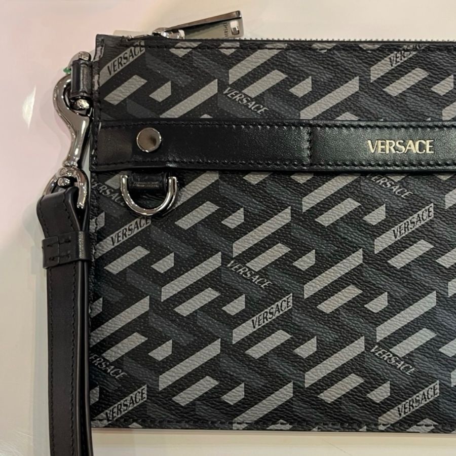 Versace Le Greca clutch-3