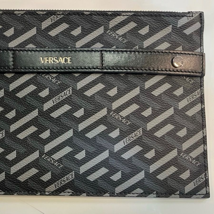 Versace Le Greca clutch-4