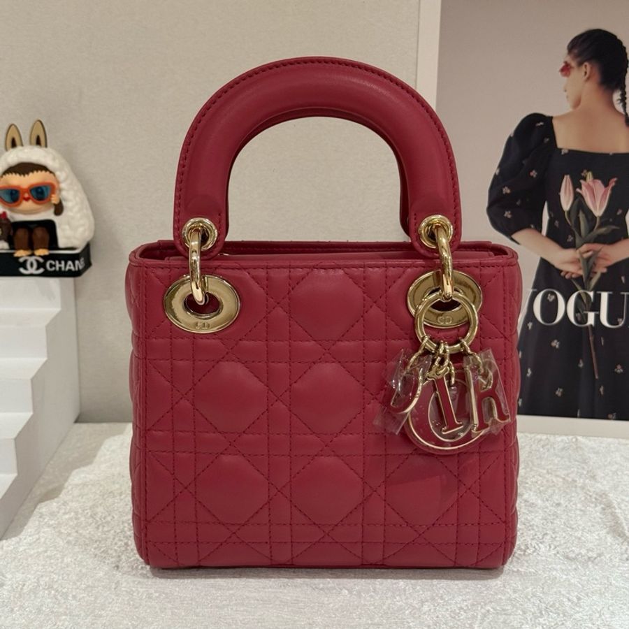 Dior三格戴妃粉色羊皮 閒置品 琺瑯扣 20年編碼帶芯片 。-0