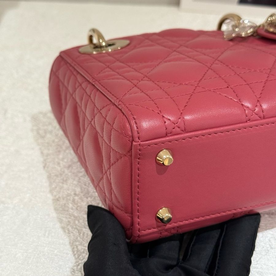 Dior三格戴妃粉色羊皮 閒置品 琺瑯扣 20年編碼帶芯片 。-14