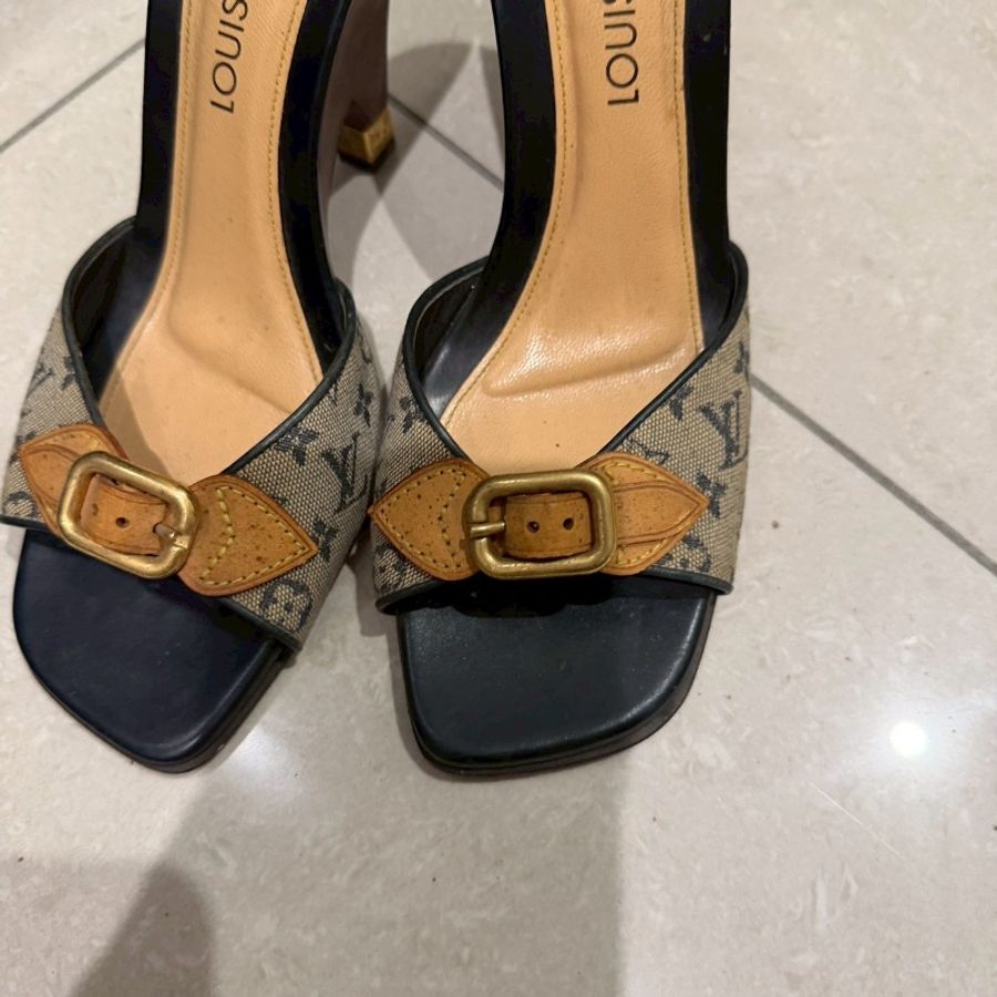 98新🧡#Lv #老花牛仔 #高跟鞋 #38.5碼-1