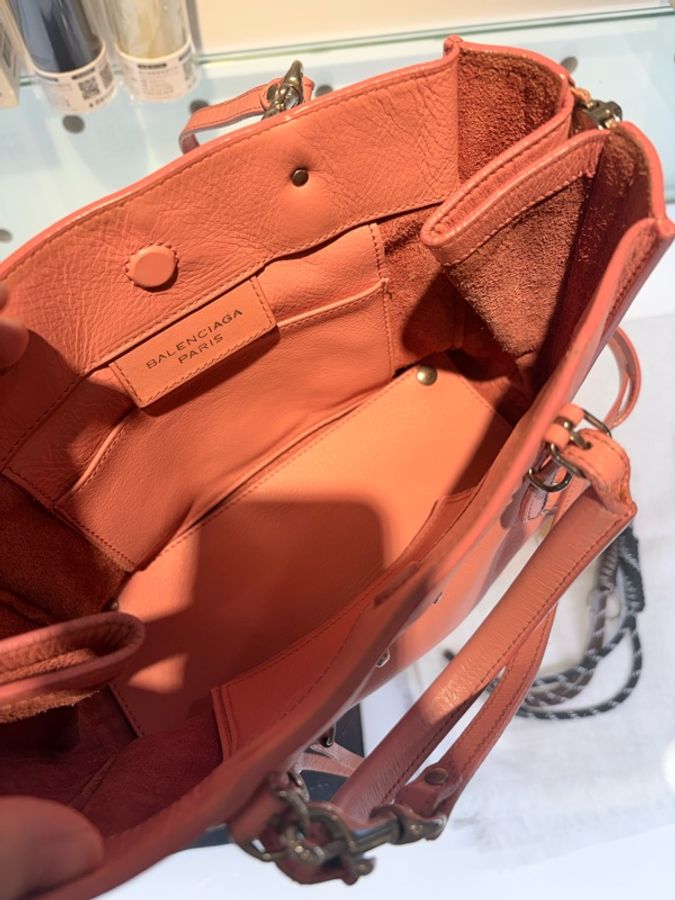 balenciaga 蝙蝠托特包 mini粉色 papier-3