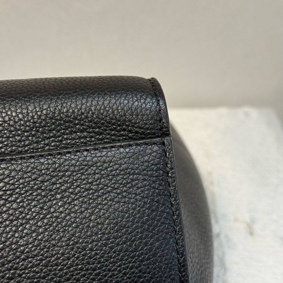 Mulberry 黑色手提斜挎包 底長32。-9