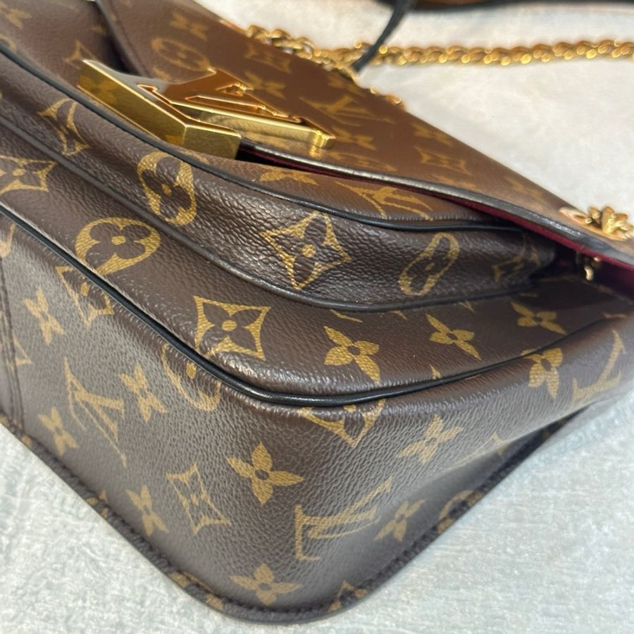 Lv Passy郵差包 芯片款 單包無附件 底長22。-9