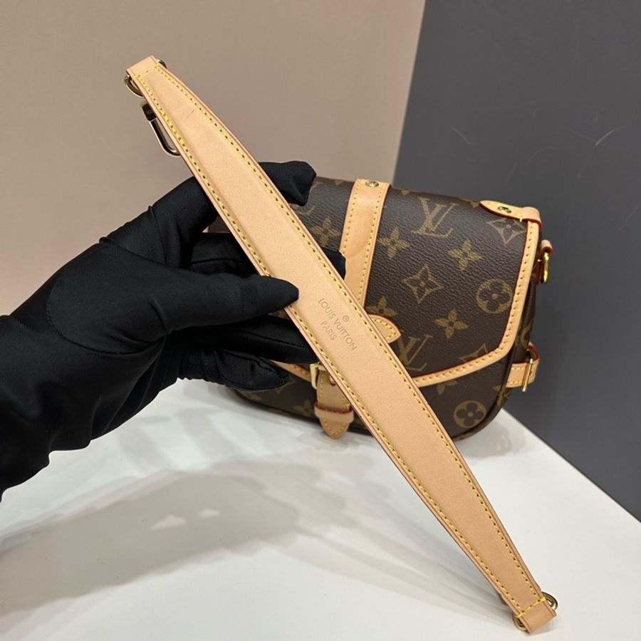 LV路易威登！芯片款saumur bb雙子星復古馬鞍包郵差包單肩斜挎包，尺寸20×16cm-29